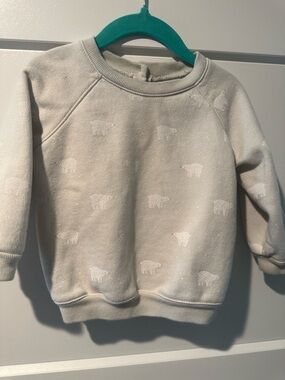 GAP Cream Sweatshirt and pants with White Polar Bear Print